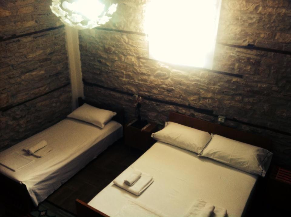 Gjirokastër Guesthouse Celo المظهر الخارجي الصورة